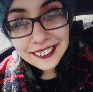 Meet your Posher, Deb